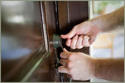 Locksmith Solution Services Palm Harbor, FL 727-238-7979 - 68-44-14