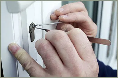 Locksmith Solution Services Palm Harbor, FL 727-238-7979 - 68-44-15