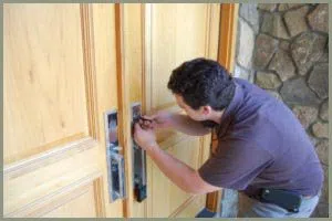 Locksmith Solution Services Palm Harbor, FL 727-238-7979 - 68-44-4