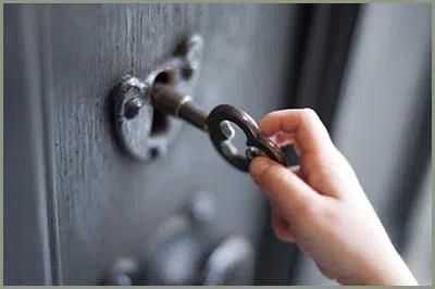 Locksmith Solution Services Palm Harbor, FL 727-238-7979 - 68-44-7